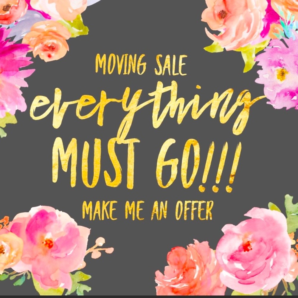 🎊🎊🎉Moving Sale🎉🎊🎊
